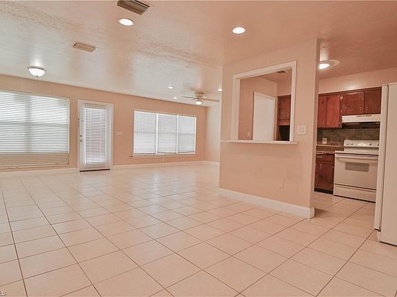 3rd image of 106 Leeland Heights Blvd W