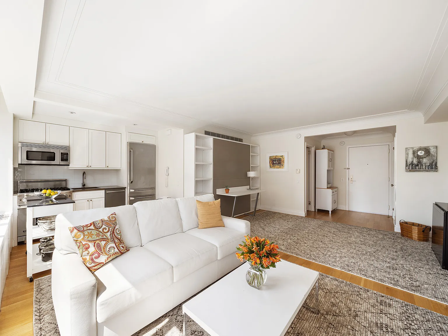 200 East 66th Street — Photo 2