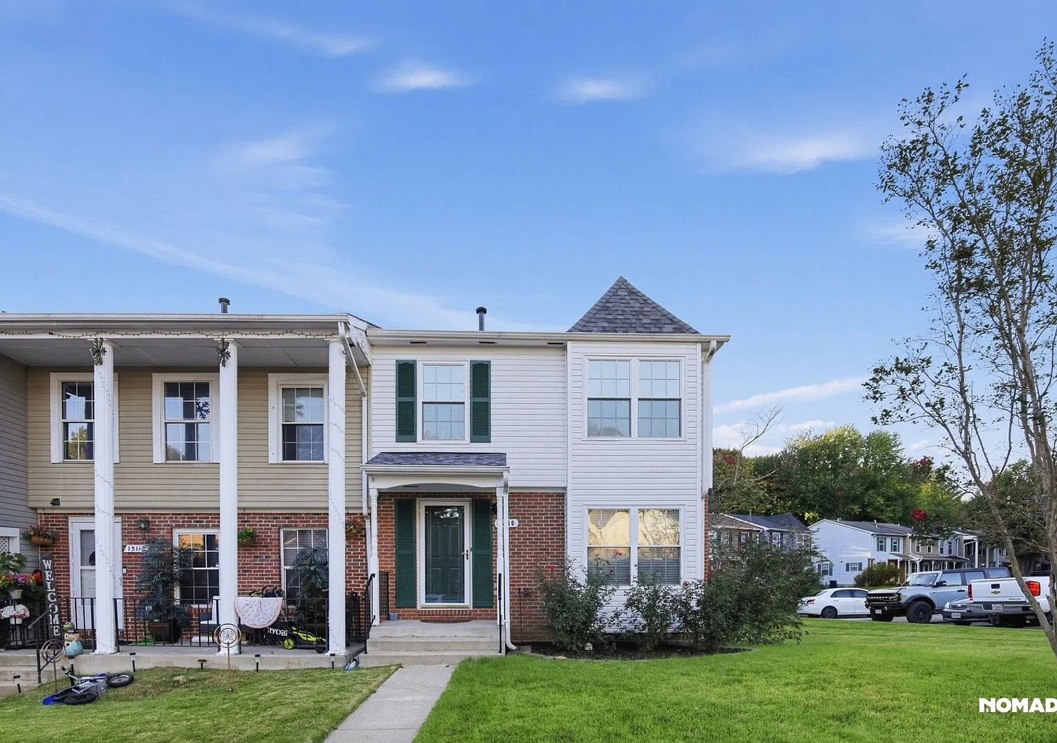 Charming 3BR Townhome in Woodbridge — Photo 3