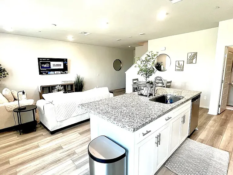 40180 Birchfield Dr — Photo 15