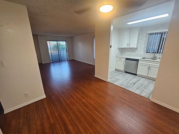 3rd image of 519 S Gramercy Pl APT 110