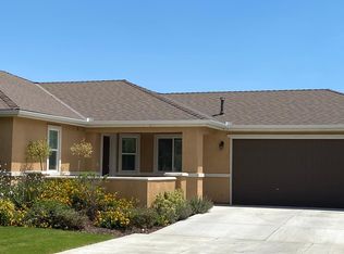 2124 N Highland St, Visalia, CA 93291