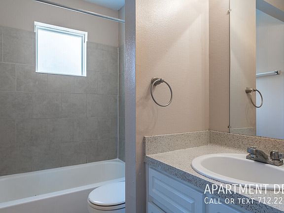 3rd image of 1016 S Wayside Dr #2930