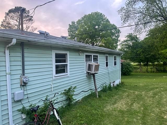 2nd image of 507 Hickory St