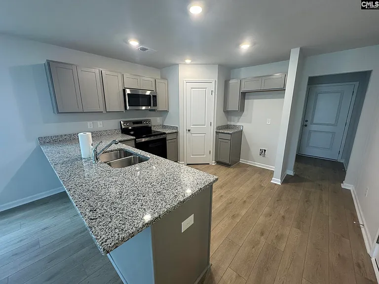 2040 Armada Rd — Photo 6