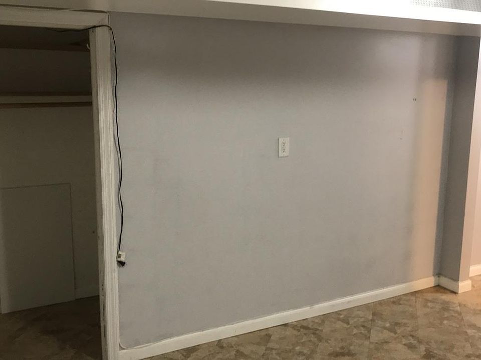 1st image of 156 Ivy St #G