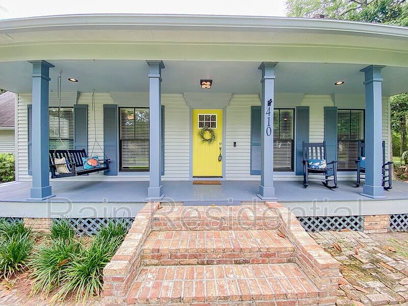 410 Cleveland Ave, Ocean Springs, MS 39564 Zillow