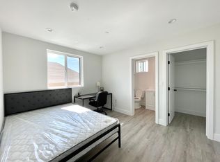 1299 1/4 W 36th St #1/4S, Los Angeles, CA 90007