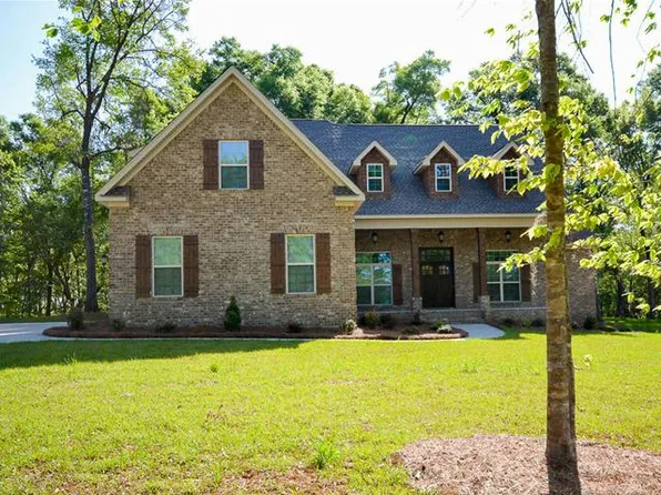 805 St Marys Pl, Bonaire, GA 31005