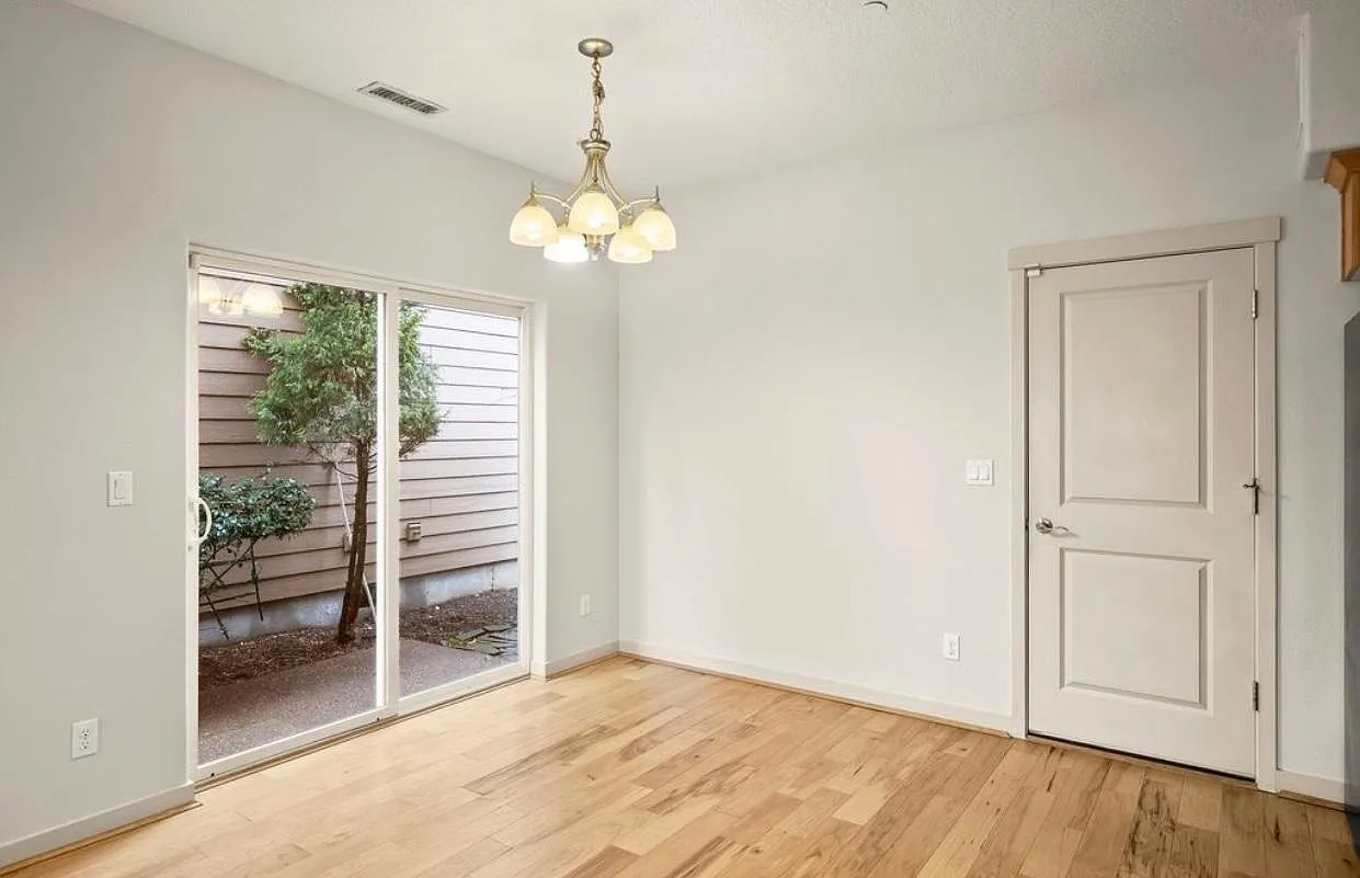 29243 SW Costa Cir E — Photo 4