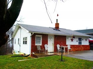 116 K East Dr, Johnson City, TN 37604