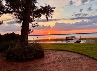 504 Banning Beach Rd, Tavares, FL 32778