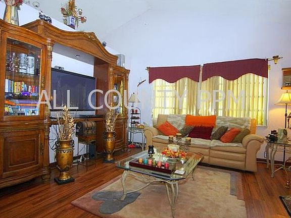 3rd image of 7711 NW 56th Ave APT 1