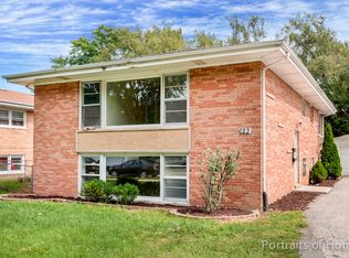 623 N Lincoln Ave, Addison, IL 60101