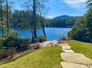 2153 Upper Whitewater Rd, Sapphire, NC 28774