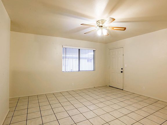 4th image of 814 E 4th Pl APT A