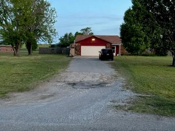 1165 County Road 1300 Rd, Carnegie, OK 73015