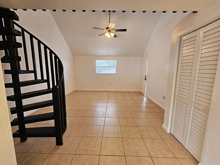 2154 Bradford St #226 — Photo 8