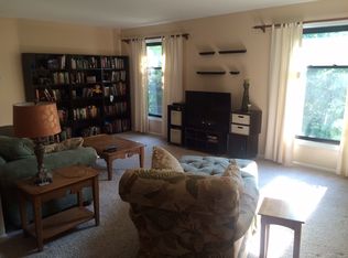 879 Manor Ln APT D, Columbus, OH 43221