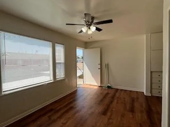 1122 Cherry Ave APT D, Long Beach, CA 90813