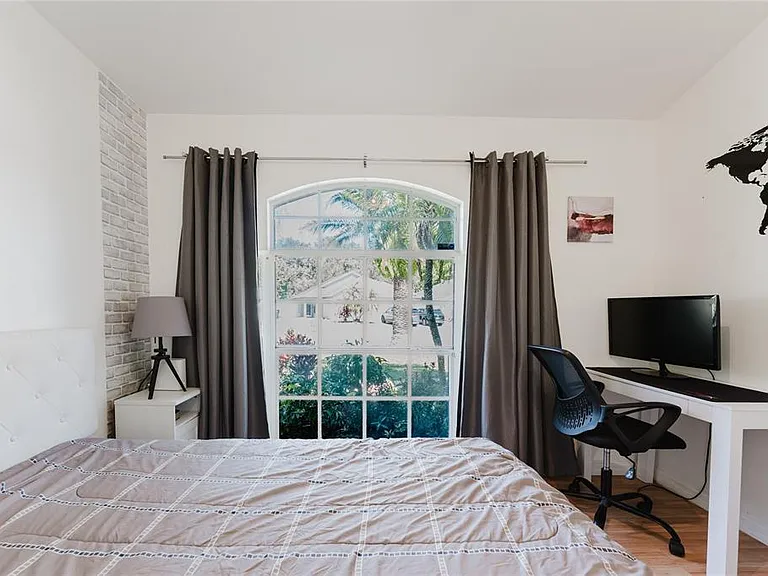 8859 Fort Jefferson Blvd — Photo 33