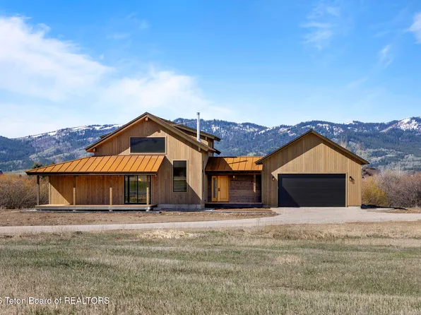 6322 Fox Springs Dr, Victor, ID 83455