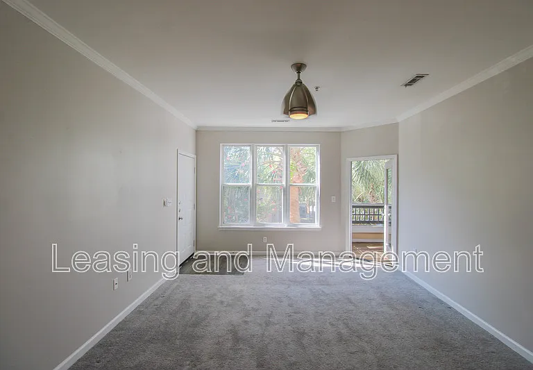 600 Bucksley Ln #205 — Photo 7