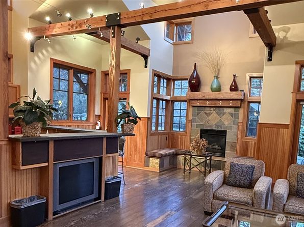 518 224th Place NE, Sammamish, WA 98074