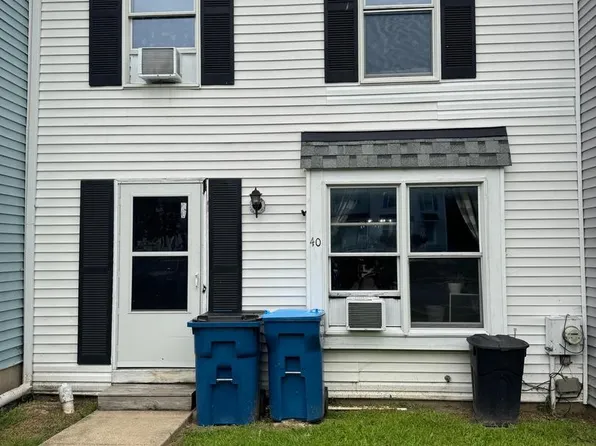 40 Mahogany Dr, North East, MD 21901