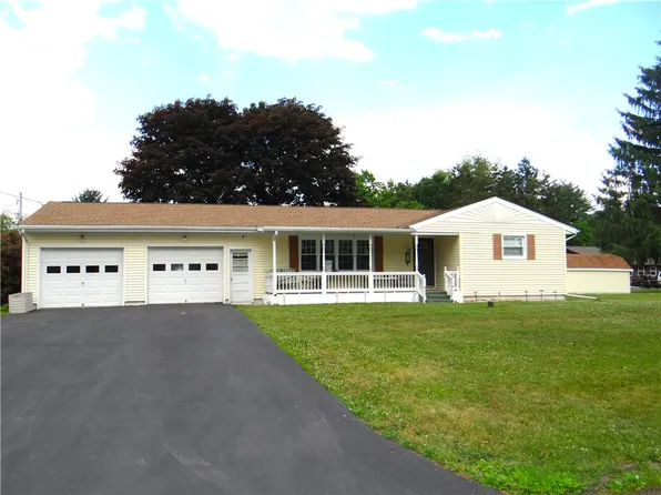 16 Deo St, Horseheads, NY 14845