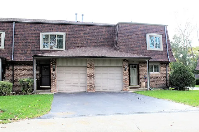 343 Getchell Ave photo 1