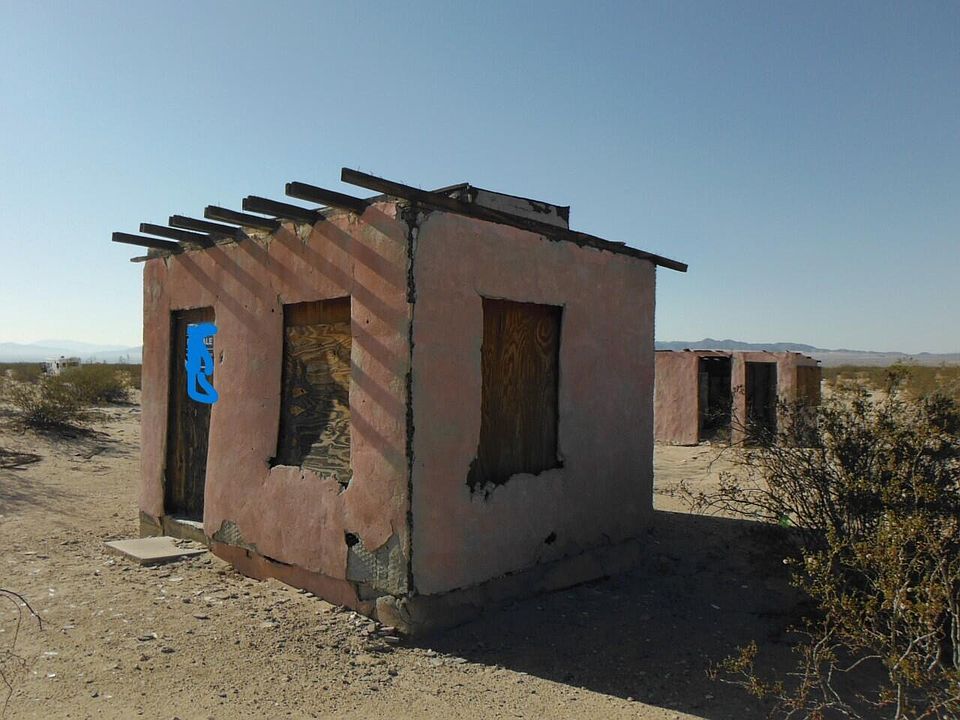 2nd image of 85878 Amboy Rd