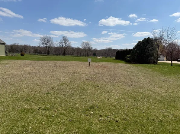 11948 Andrew St, Plano, IL 60545