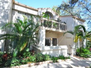 217 Los Prados Dr, Safety Harbor, FL 34695