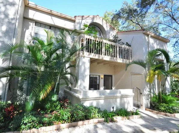 217 Los Prados Dr, Safety Harbor, FL 34695