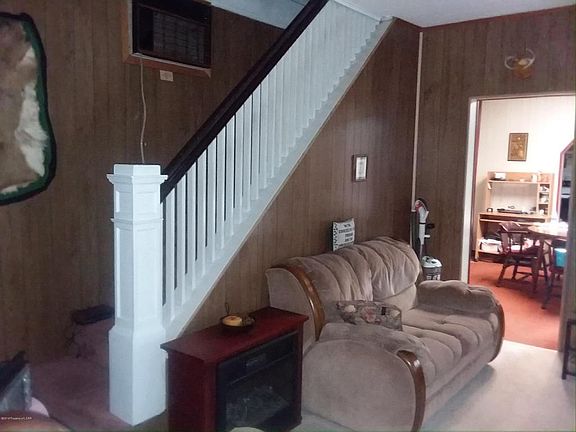 5th image of 288 N Washington St