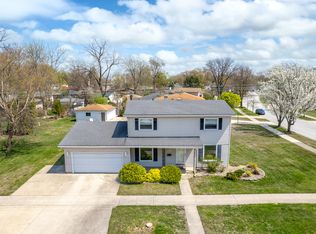 9235 White Oak Ave, Munster, IN 46321