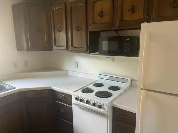 500 1st St NE #2, Little Falls, MN 56345