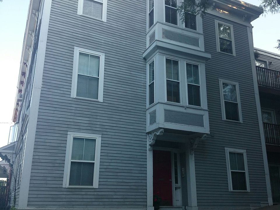 2nd image of 36 Auburn St #3