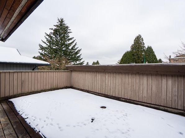 2948 Roseglen Ct, Burnaby, BC V5A 3W4