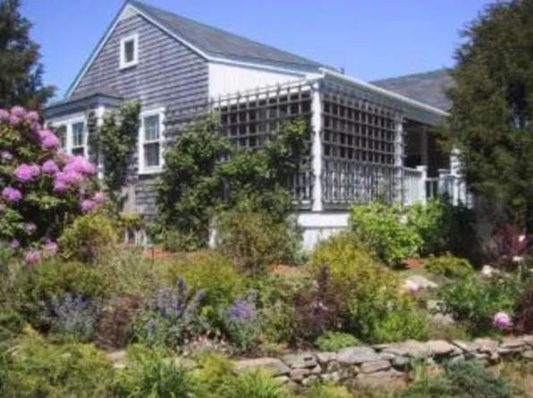 18 Lincoln St, Nantucket, MA 02554