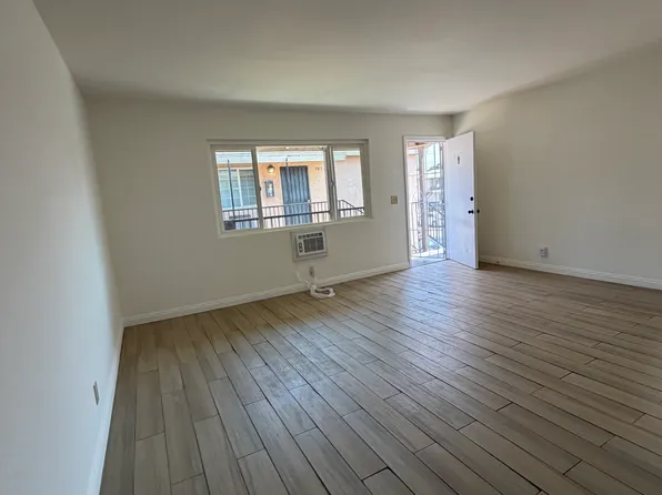 155 N Vecino Dr #159, Covina, CA 91723