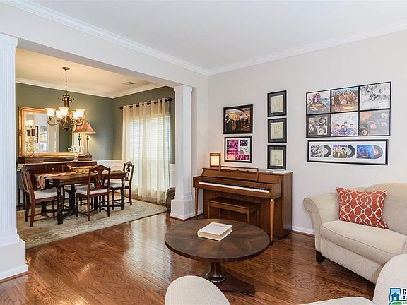 5th image of 1577 Deer Valley Dr