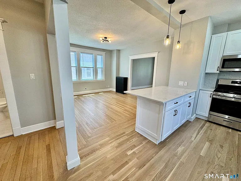 47 W Prospect St #2 — Photo 6