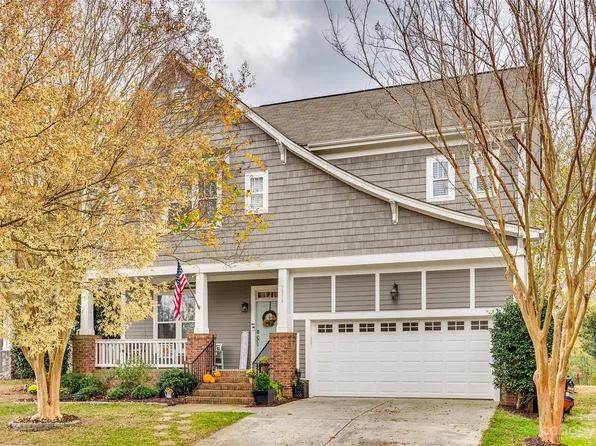 7578 Thorn Creek Ln, Tega Cay, SC 29708