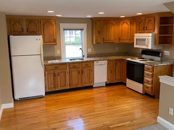 198 Centre St #1, Quincy, MA 02169