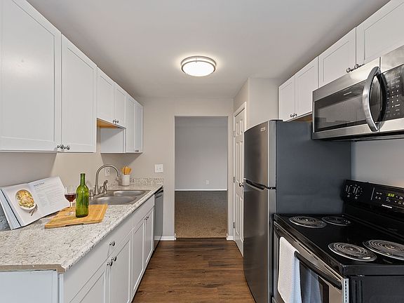 2nd image of 12000-12160 Lawnview Ave #8