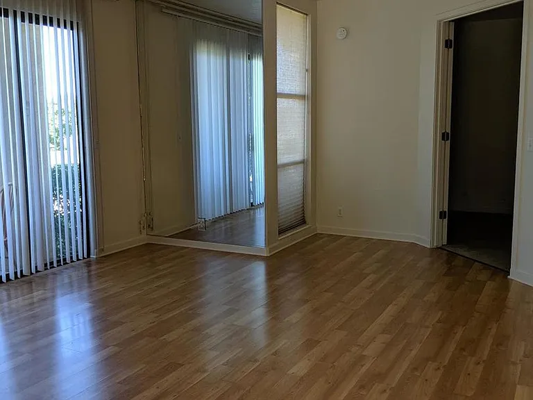 255 W 2025th Cir S #105 — Photo 11