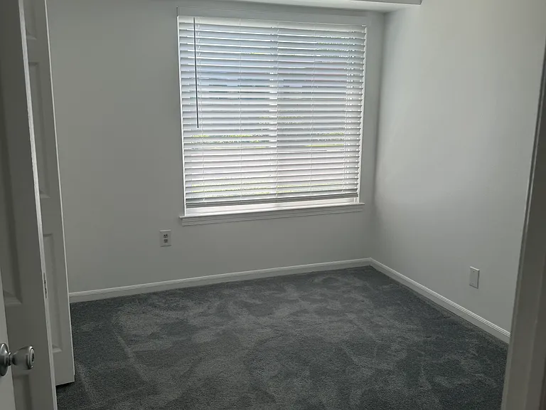 809 Sunset Ln — Photo 8