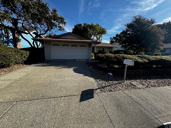 2nd image of 113 Dundee Ct